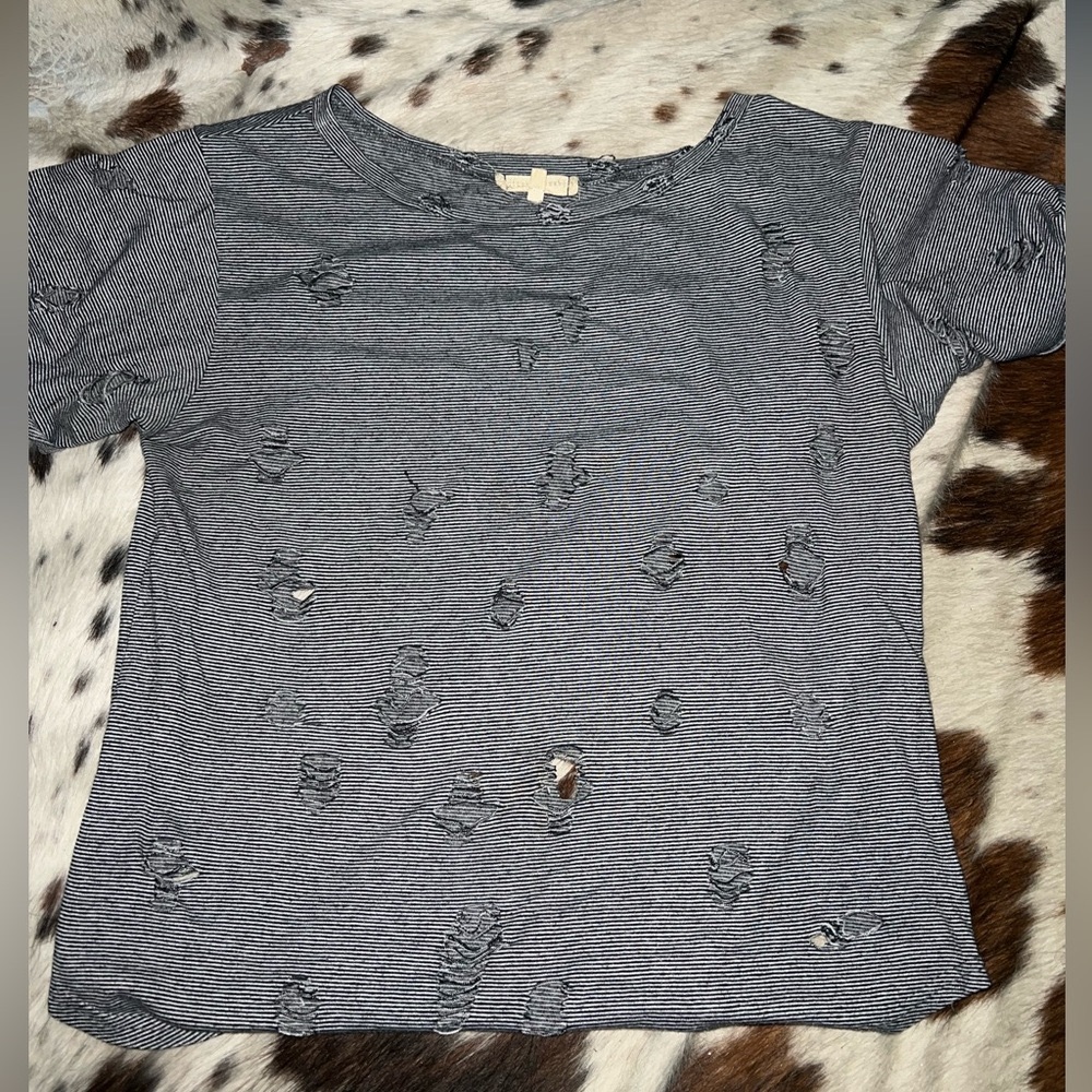 Distress Buckle T-Shirt